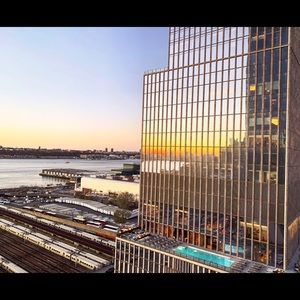 Meet your Posher, Karina